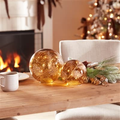 LED Globe w/Cone